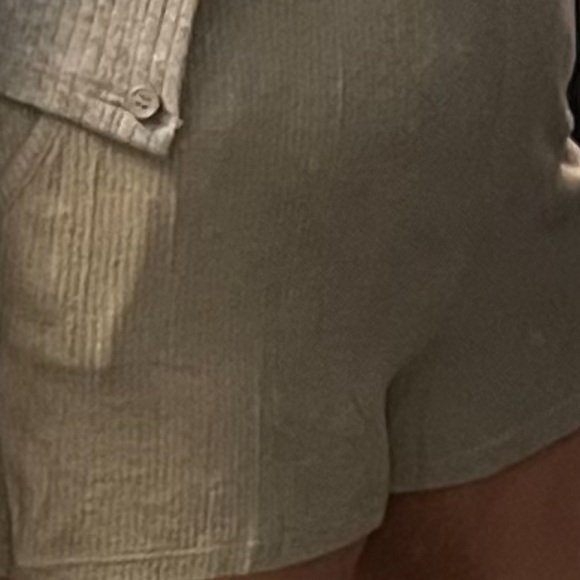 Small - Picture 2 of 5